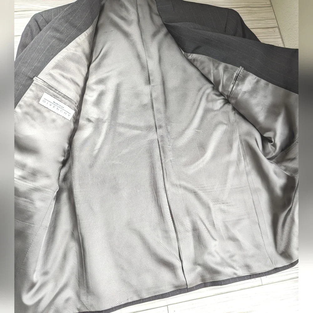 Givenchy Oversized Pinstripe Suit Blazer Jacket in Black and Tan Size 14